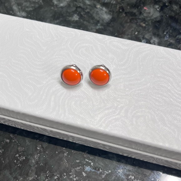 💯 Authentic Hermes Post Earrings Orange with New Backs - Picture 4 of 14